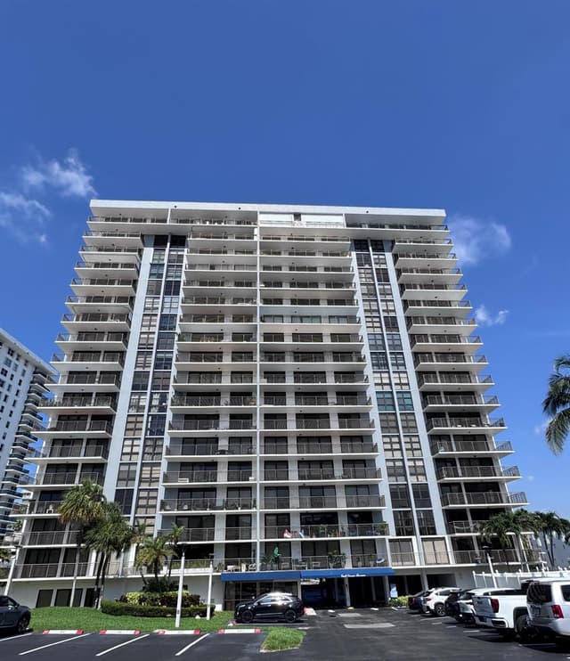3031 N OCEAN Boulevard # 708, Fort Lauderdale FL 33308 - Fort Lauderdale, FL - Photo 3