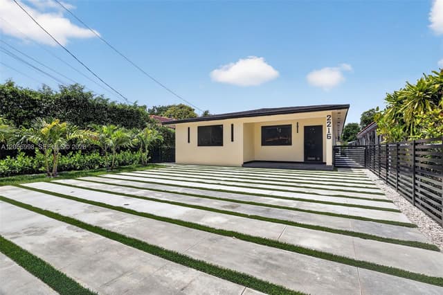 2216 SW 62nd Ave, Miami FL 33155 - Miami, FL - Photo 2