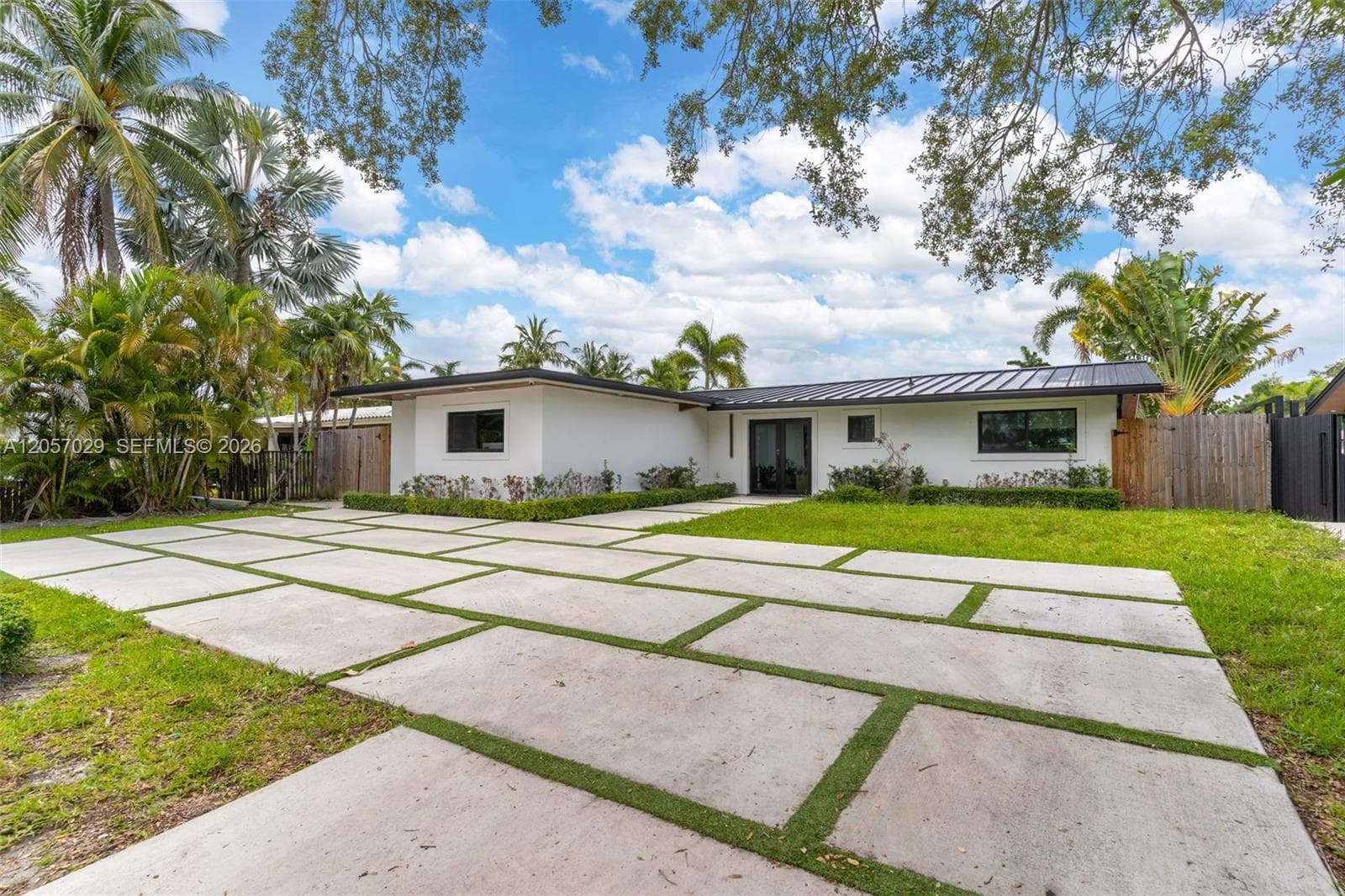 1713 SW 5th St, Fort Lauderdale FL 33312 - Fort Lauderdale, FL - Photo 1