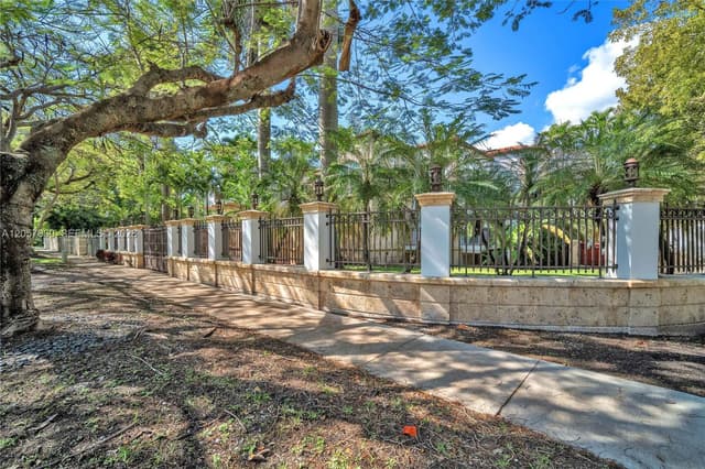 1710 S Miami Ave, Miami FL 33129 - Miami, FL - Photo 4
