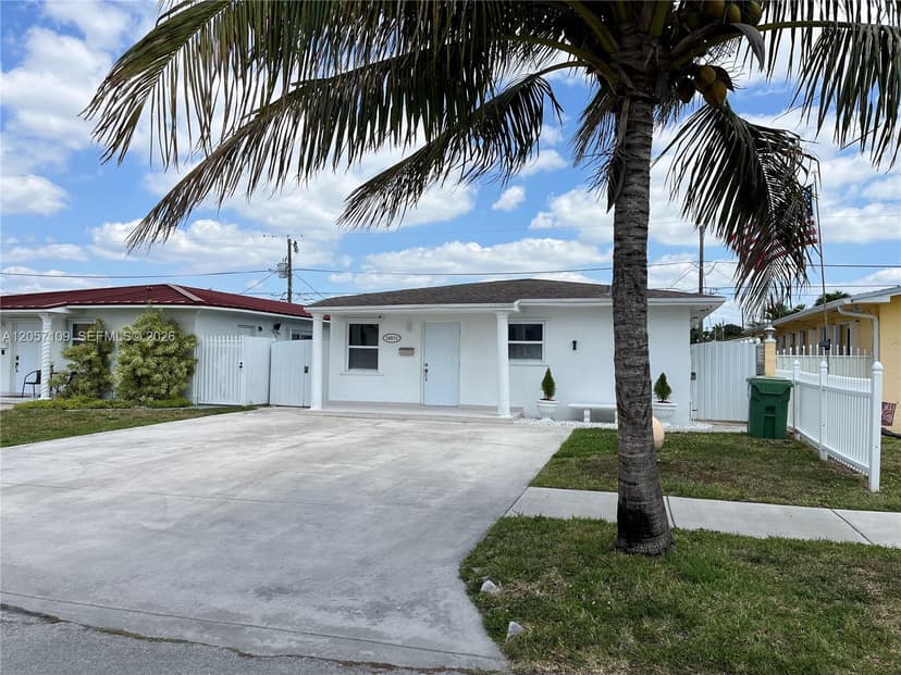 10571 SW 27th St, Miami FL 33165