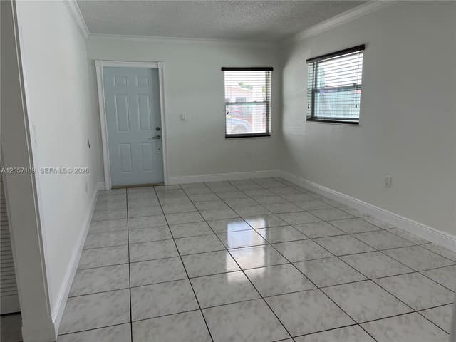 10571 SW 27th St, Miami FL 33165 - Miami, FL - Photo 5