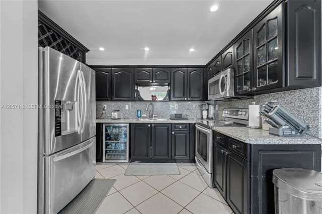 14316 SW 159th Ter, Miami FL 33177 - Miami, FL - Photo 2