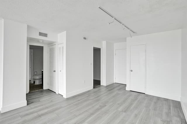 2841 NE 163RD Street # 1111, North Miami Beach FL 33160 - North Miami Beach, FL - Photo 6