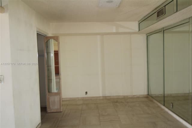 1000 Quayside Ter # 1807, Miami FL 33138 - Miami, FL - Photo 3