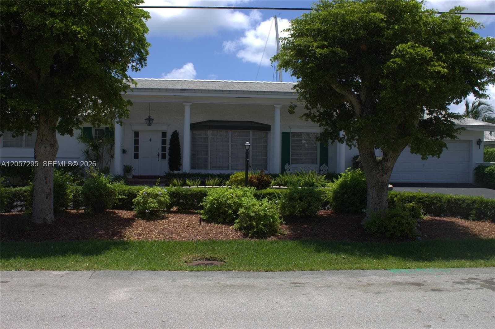 3440 NE 170th St, North Miami Beach FL 33160 - North Miami Beach, FL - Photo 1