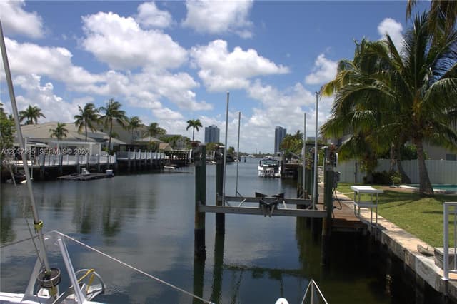 3440 NE 170th St, North Miami Beach FL 33160 - North Miami Beach, FL - Photo 4