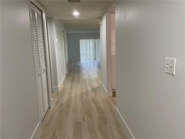 235 LAKEVIEW Drive # 102, Weston FL 33326 - Weston, FL - Photo 7