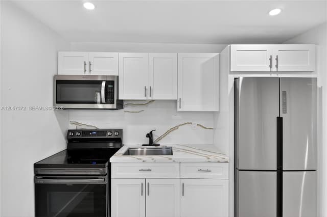 428 NW 97th St, Miami FL 33150 - Miami, FL - Photo 7