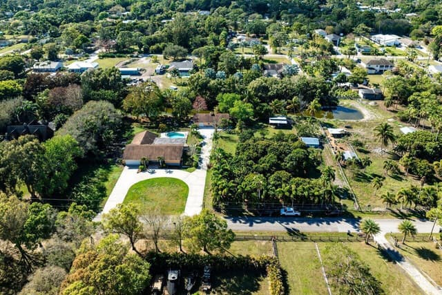 5313 Colbright Road, Lake Worth FL 33467 - Lake Worth, FL - Photo 5