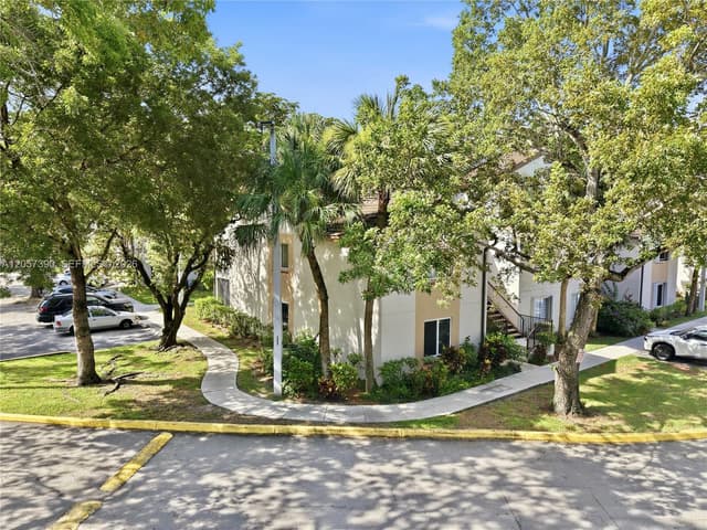 13920 SW 93rd Ln # 13920, Miami FL 33186 - Miami, FL - Photo 6