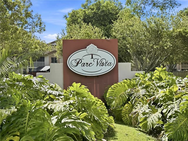 13920 SW 93rd Ln # 13920, Miami FL 33186 - Miami, FL - Photo 3