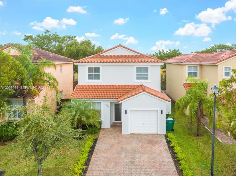 2021 SE 15th St, Homestead FL 33035