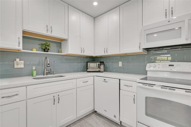 10115 44th Way S # 409, Boynton Beach FL 33436 - Boynton Beach, FL - Photo 5