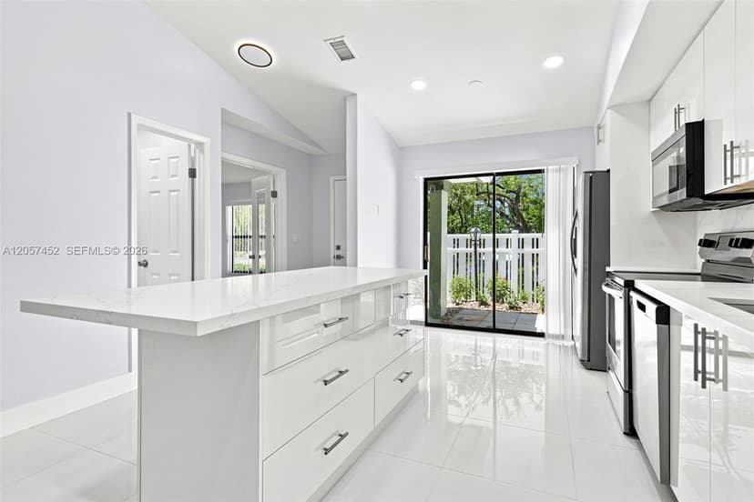 3895 N Carambola Cir N # 29128, Coconut Creek FL 33066