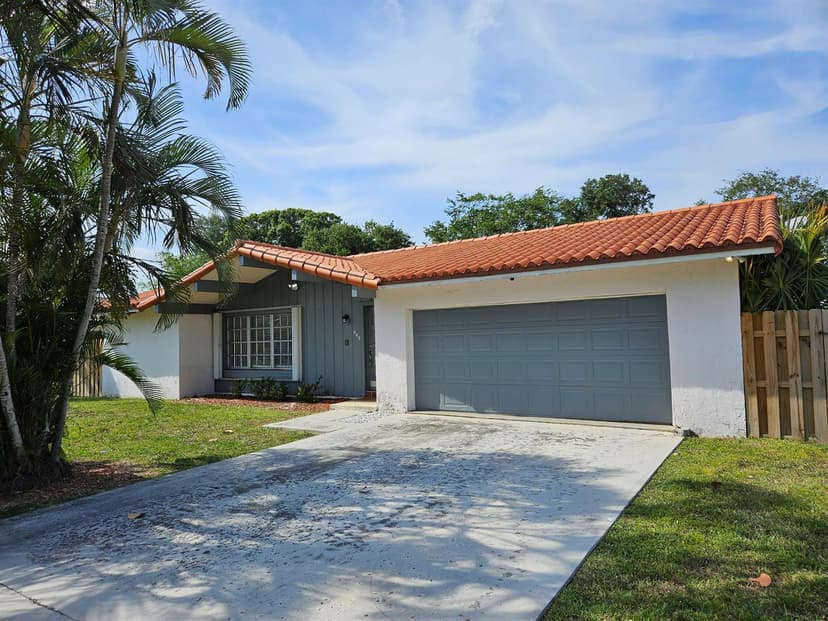 949 NW 8TH Street, Boca Raton FL 33486