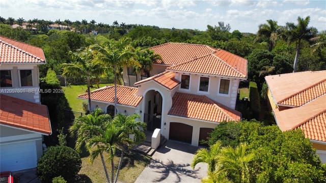 18704 SW 76th Ct, Cutler Bay FL 33157 - Cutler Bay, FL - Photo 2