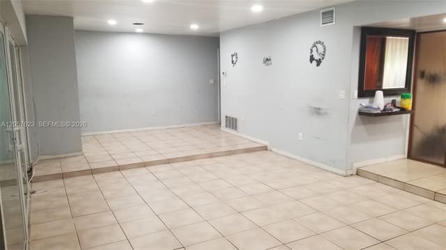 6729 Arbor Dr, Miramar FL 33023 - Miramar, FL - Photo 7