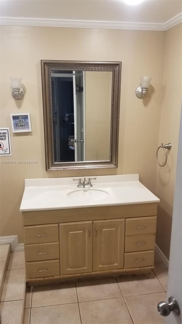 6729 Arbor Dr, Miramar FL 33023 - Miramar, FL - Photo 4