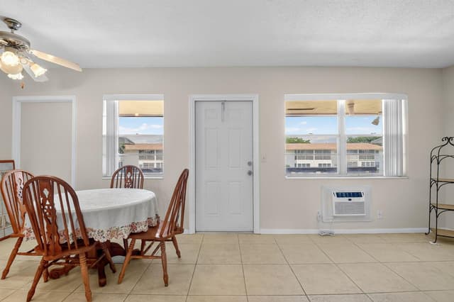 162 EASTHAMPTON G, West Palm Beach FL 33417 - West Palm Beach, FL - Photo 3