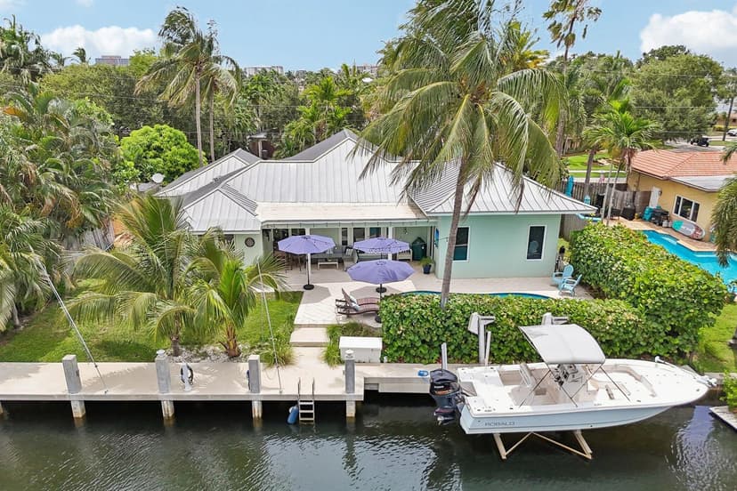 4911 NE 25TH Avenue, Lighthouse Point FL 33064