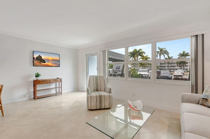 1072 Yarmouth Drive, Boca Raton FL 33434