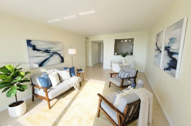 496 NW 165th St Rd # 409, Miami FL 33169 - Miami, FL - Photo 3