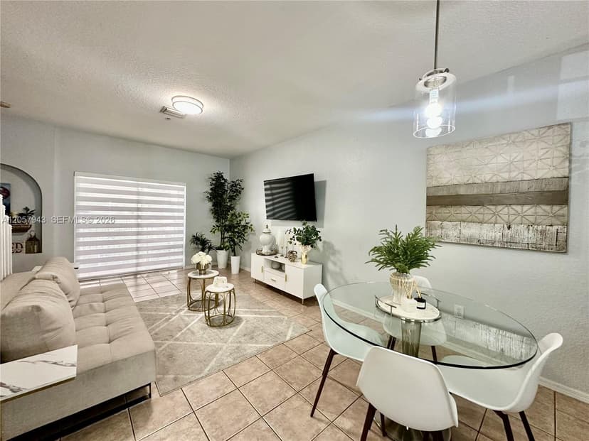 5640 NW 115th Ct # 206, Doral FL 33178