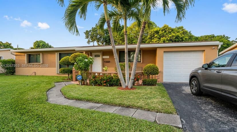 2200 Alcazar Dr, Miramar FL 33023