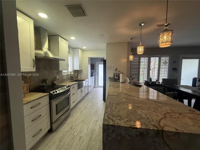 701 SW 4th Ct, Hallandale Beach FL 33009 - Hallandale Beach, FL - Photo 6