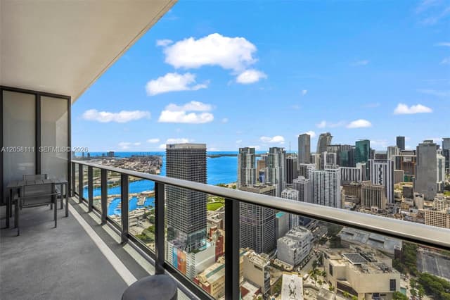 159 NE 6th St # 5008, Miami FL 33132 - Miami, FL - Photo 3