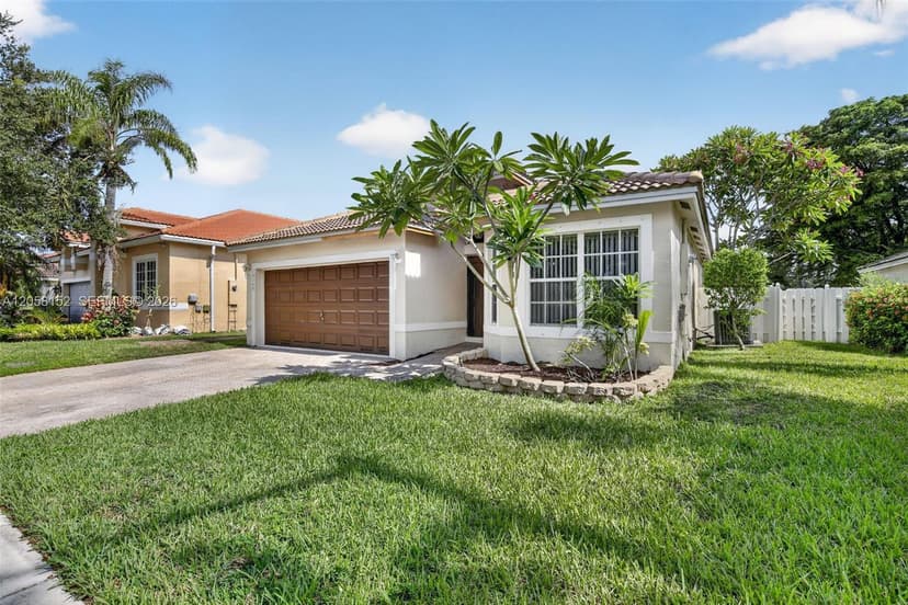 16249 NW 24th St, Pembroke Pines FL 33028