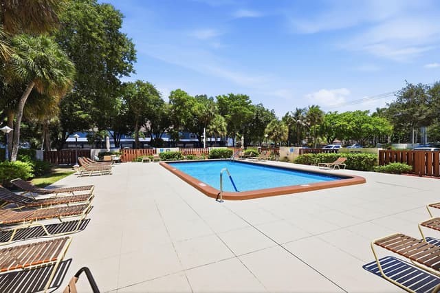 10777 W Sample Road # 407, Coral Springs FL 33065 - Coral Springs, FL - Photo 5