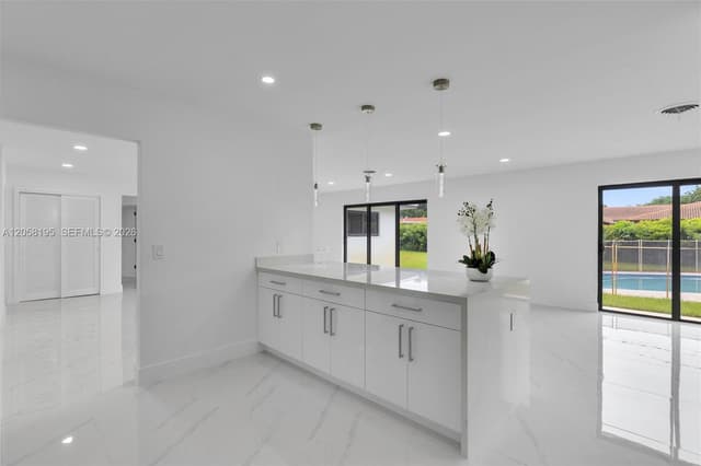 6940 NW 6TH ST, Plantation FL 33317 - Plantation, FL - Photo 2