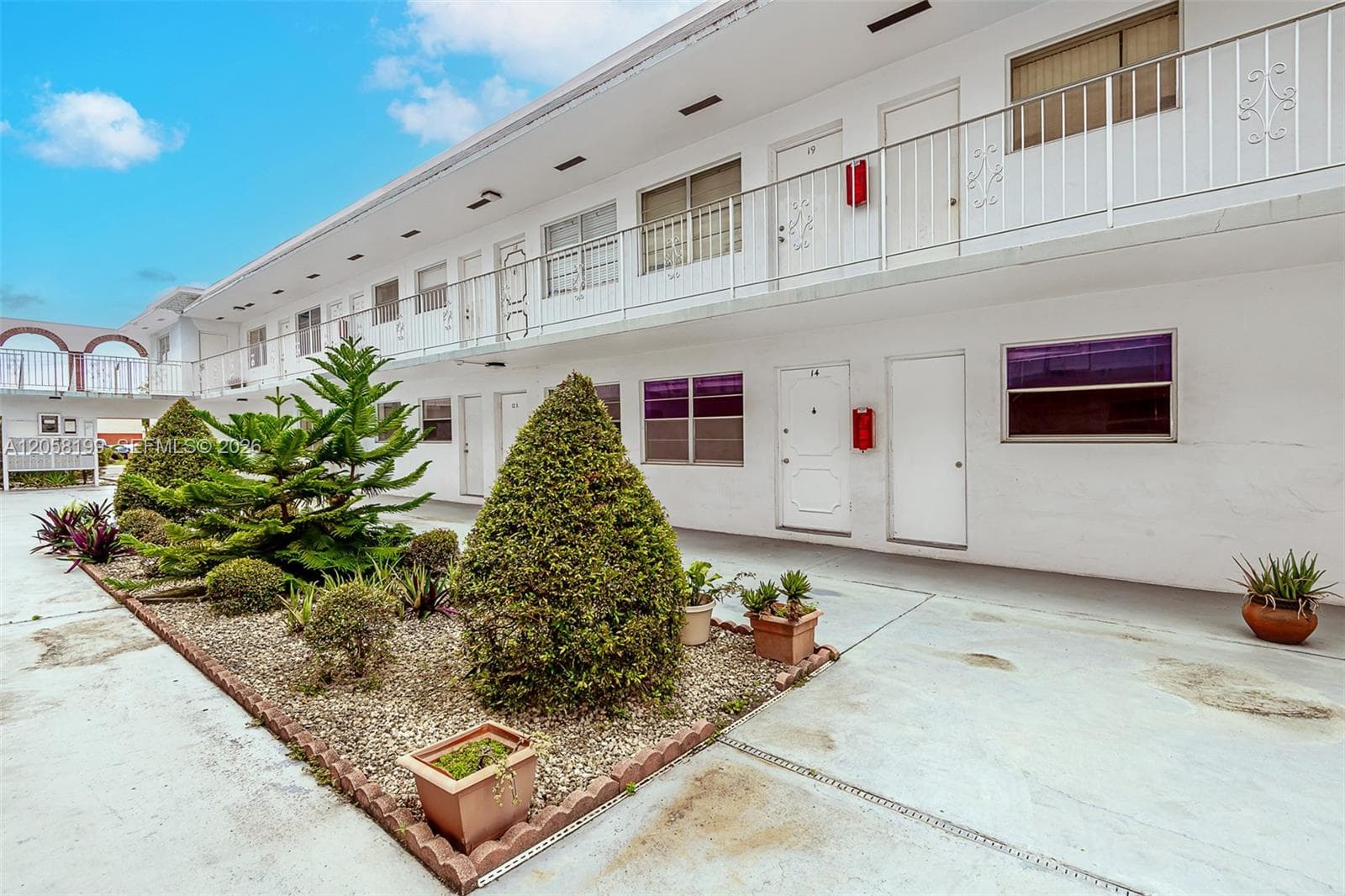 2826 Van Buren St # 8, Hollywood FL 33020 - Hollywood, FL - Photo 1