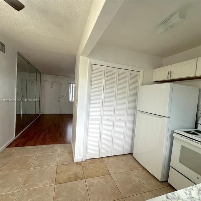 2826 Van Buren St # 8, Hollywood FL 33020 - Hollywood, FL - Photo 5