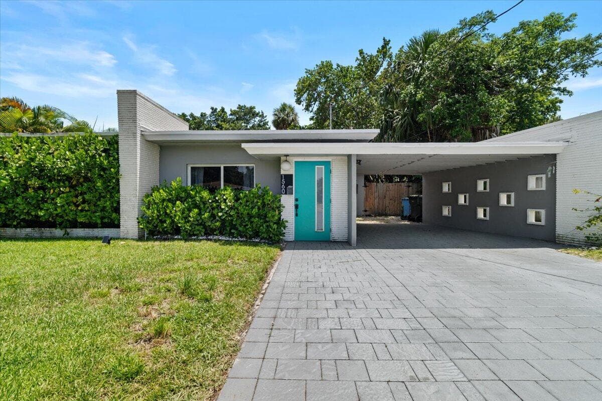 1560 NE 32ND Street, Oakland Park FL 33334 - Oakland Park, FL - Photo 1
