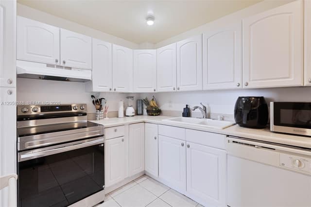 4400 Hillcrest Dr # 901B, Hollywood FL 33021 - Hollywood, FL - Photo 6
