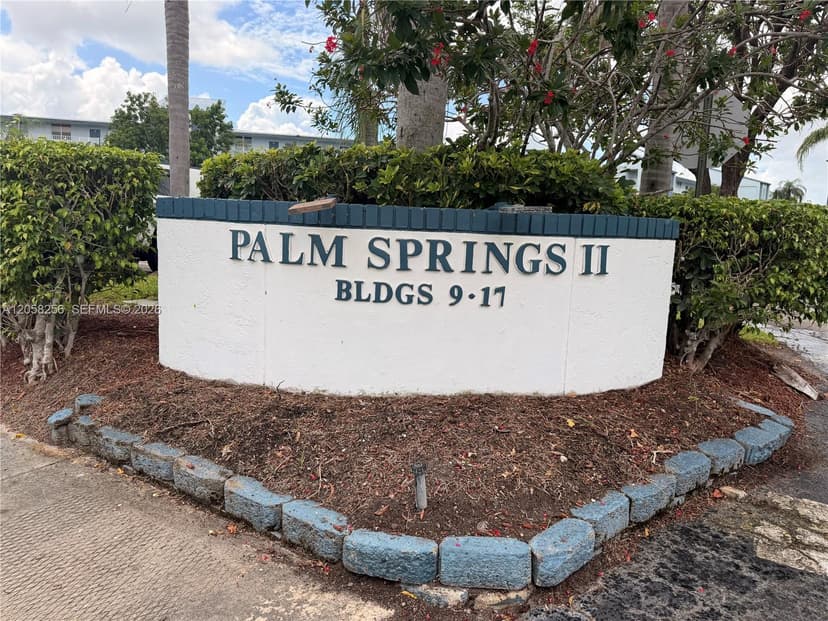 7620 NW 18th St # 403, Margate FL 33063