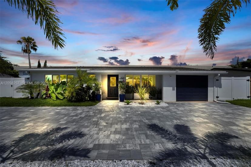 309 SE 3rd Ter, Deerfield Beach FL 33441