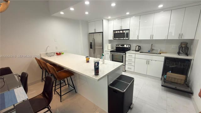 600 NE 36th St # T1, Miami FL 33137 - Miami, FL - Photo 7