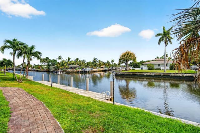 840 PINE Drive # 104, Pompano Beach FL 33060 - Pompano Beach, FL - Photo 2