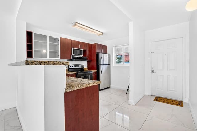 840 PINE Drive # 104, Pompano Beach FL 33060 - Pompano Beach, FL - Photo 5