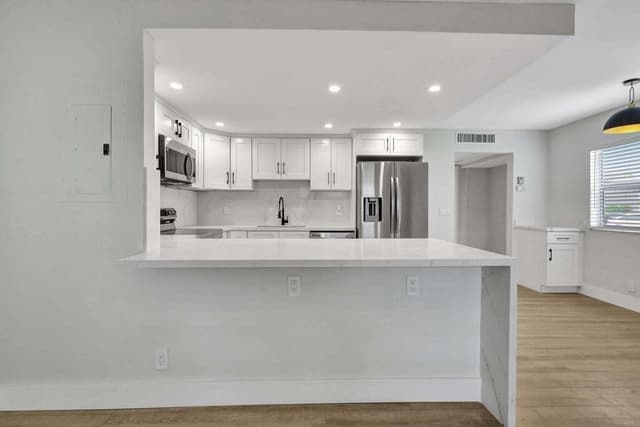114 Brittany C, Delray Beach FL 33446 - Delray Beach, FL - Photo 6