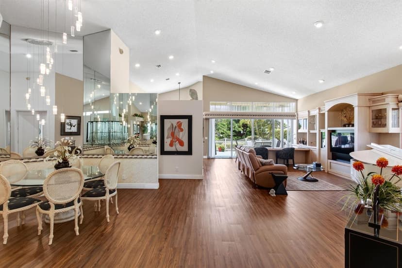 6070 Terra Mere Circle, Boynton Beach FL 33437