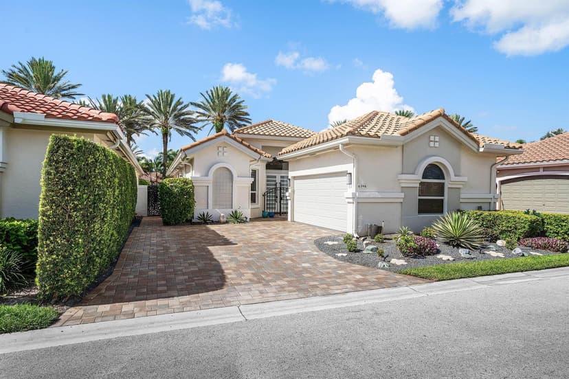 6398 NW 23rd Lane, Boca Raton FL 33434