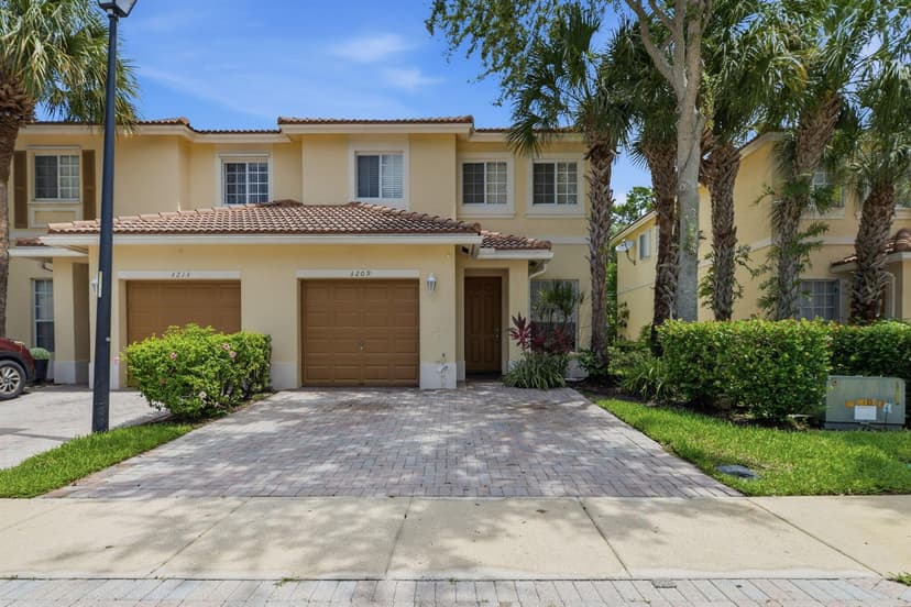 3209 NW 33rd Street, Oakland Park FL 33309