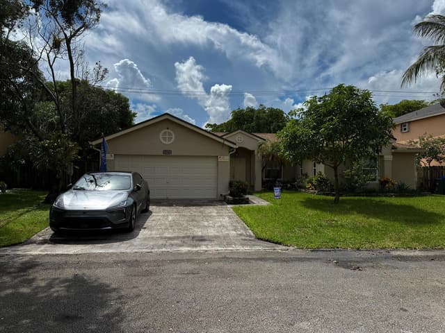 4786 NW 14th Street, Coconut Creek FL 33063 - Coconut Creek, FL - Photo 3