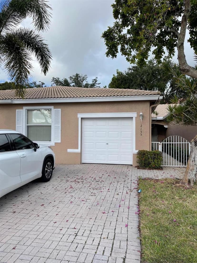 2551 Man Of War, West Palm Beach FL 33411