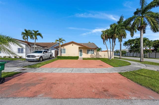 1616 SW 137th Pl, Miami FL 33175 - Miami, FL - Photo 3
